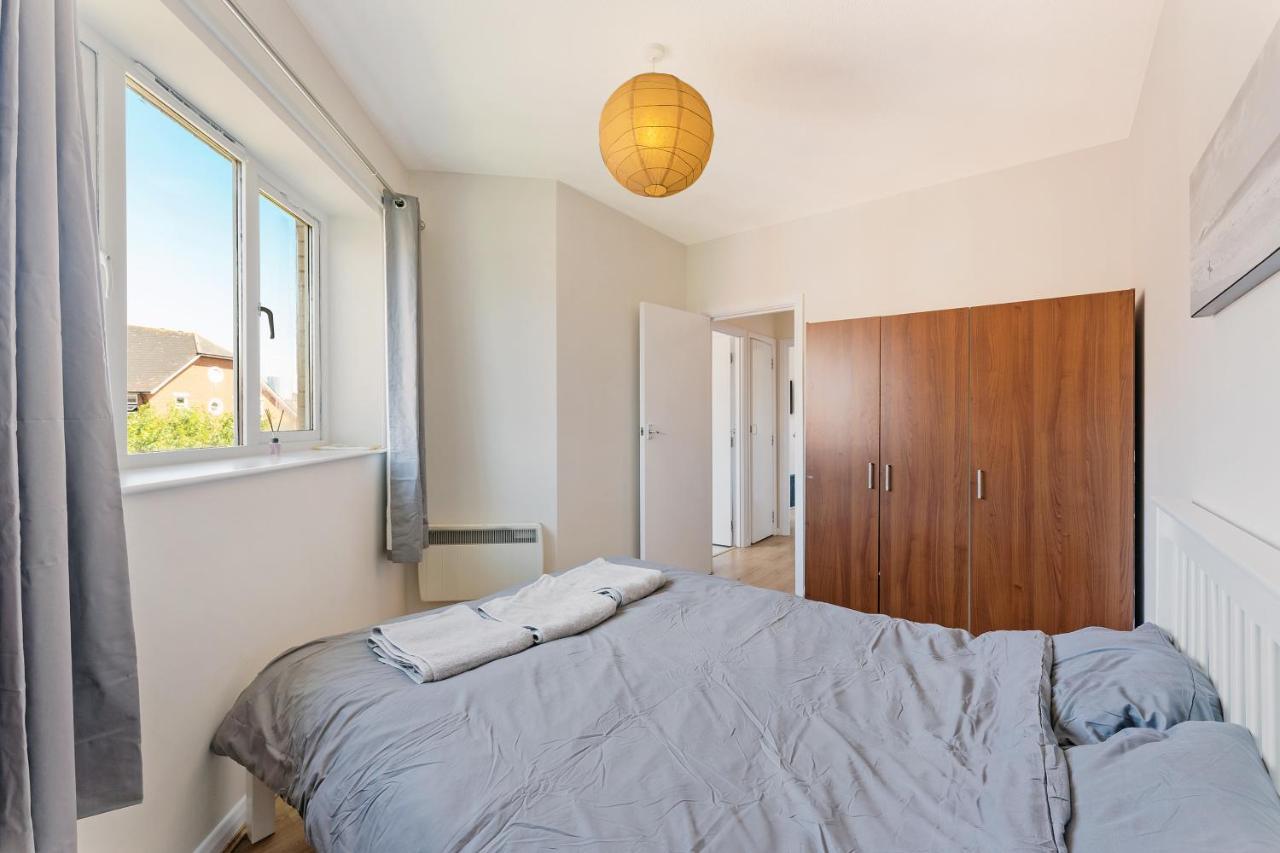 Appartamento Stunning Aparment In Canada Water Londra Esterno foto